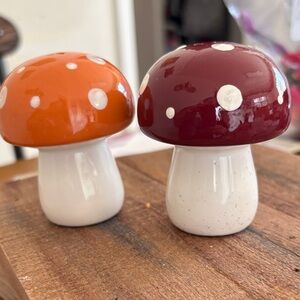 Mushroom Salt and Pepper Shakers